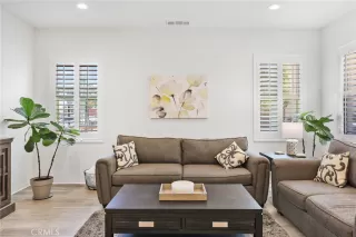 Photo #5: OC26134524 Listing