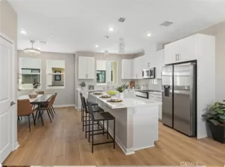 Photo #5: OC26134620 Listing