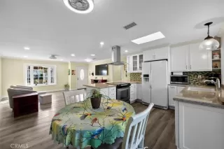 Photo #5: OC26134917 Listing 