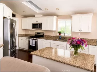 Photo #4: OC26135251 Listing