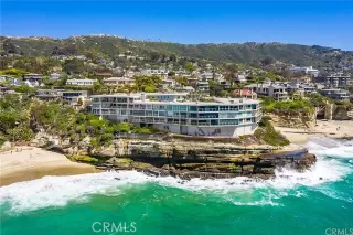 Browse active condo listings in SOUTH LAGUNA BLUFFS