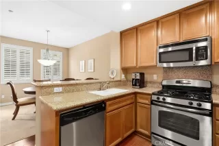 Photo #5: OC26135683 Listing 
