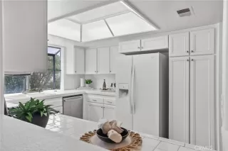 Photo #6: OC26135790 Listing 