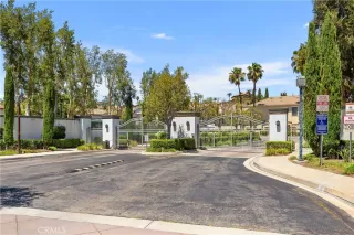 Photo #1: OC26135873 Listing 