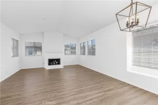 Photo #5: OC26135873 Listing 
