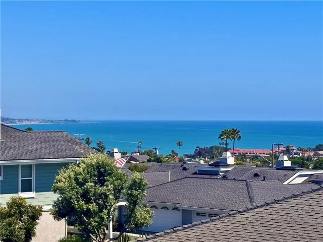MLS: OC26135962 Condo For Sale