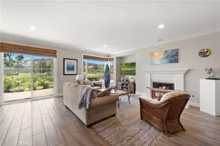Photo #2: OC26136336 Listing