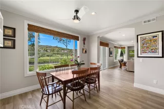 Photo #4: OC26136336 Listing