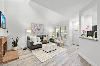 Photo #6: OC26136445 Listing