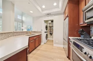 Photo #2: OC26136664 Listing