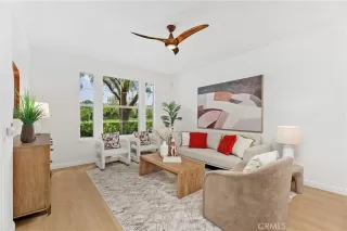 Photo #4: OC26136904 Listing 
