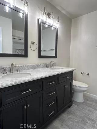 Photo #3: OC26137237 Listing