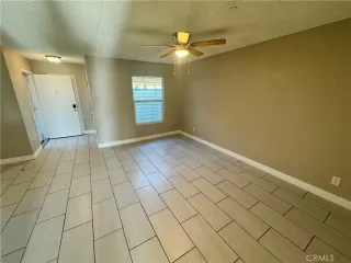 Photo #5: OC26137270 Listing 