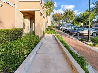 Photo #2: OC26137493 Listing 