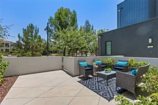 Photo #2: OC26137781 Listing 