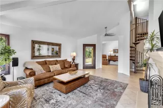Photo #6: OC26137871 Listing 