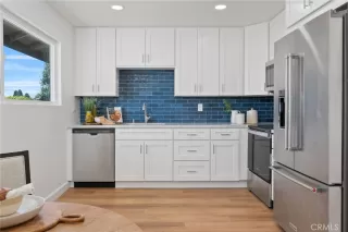Photo #3: OC26138348 Listing 