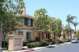 Photo #2: OC26138622 Listing 