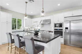Photo #4: OC26138987 Listing 
