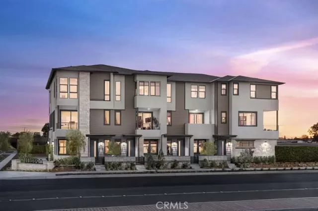 MLS: OC26139005 Condo For Sale