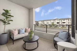 Photo #1: OC26139005 Listing 
