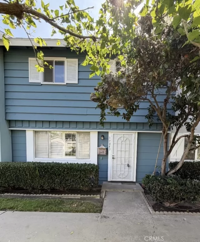 MLS: OC26139025 Condo For Sale