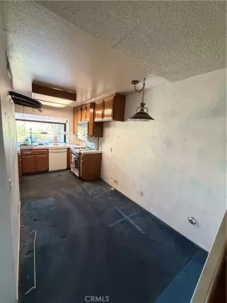 Photo #4: OC26139055 Listing 
