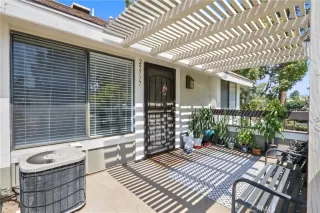 Photo #1: OC26139350 Listing 