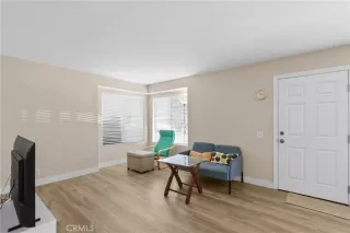 Photo #2: OC26139350 Listing 