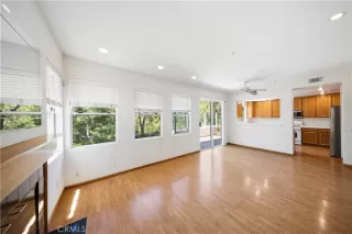 Photo #2: OC26139610 Listing 