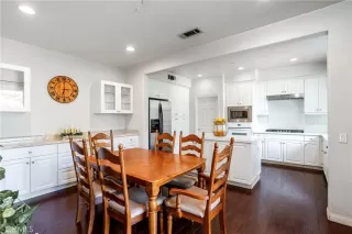 Photo #3: OC26140436 Listing