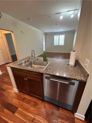 Photo #4: OC26141132 Listing 