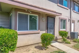 Photo #2: OC26141269 Listing