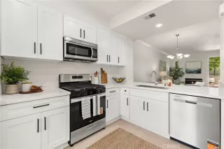 Photo #2: OC26141298 Listing 