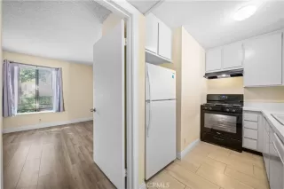 Photo #4: OC26141299 Listing 