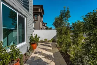 Photo #2: OC26141964 Listing 