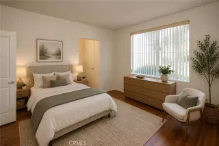Photo #4: OC26142114 Listing