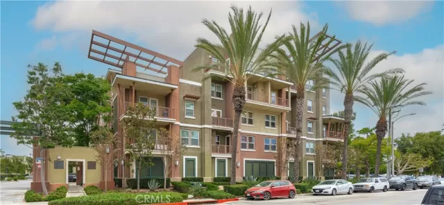 MLS: OC26142287 Condo For Sale