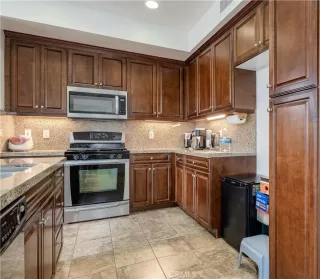 Photo #6: OC26142287 Listing