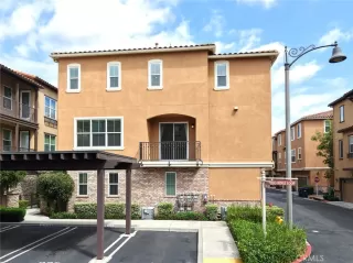 Photo #1: OC26142781 Listing