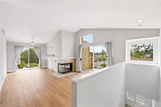 Photo #5: OC26143000 Listing