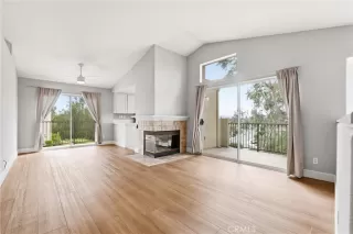 Photo #6: OC26143000 Listing