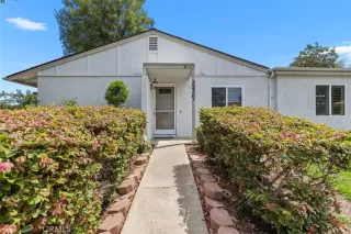 Photo #2: OC26143034 Listing