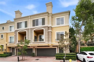 Photo #1: OC26143991 Listing