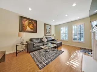 Photo #2: OC26144147 Listing