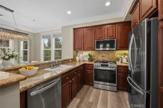 Photo #3: OC26144198 Listing 