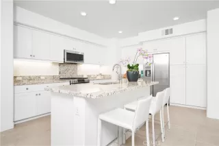 Photo #5: OC26144346 Listing