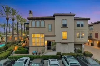 Photo #2: OC26145343 Listing