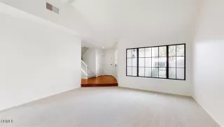 Photo #3: P1-13018 Listing 