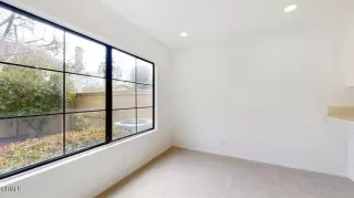 Photo #4: P1-13018 Listing 